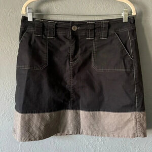 Aventura | a line | grey | blue | button fly | pocket | skirt | size 8